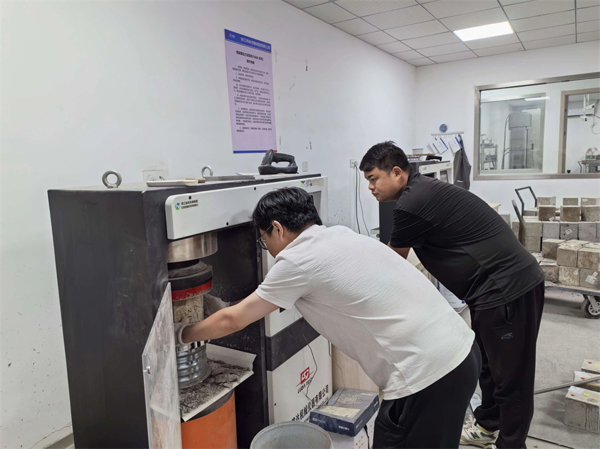 1791855613.jpg 微信图片_2026-10-13_093836_155.jpg