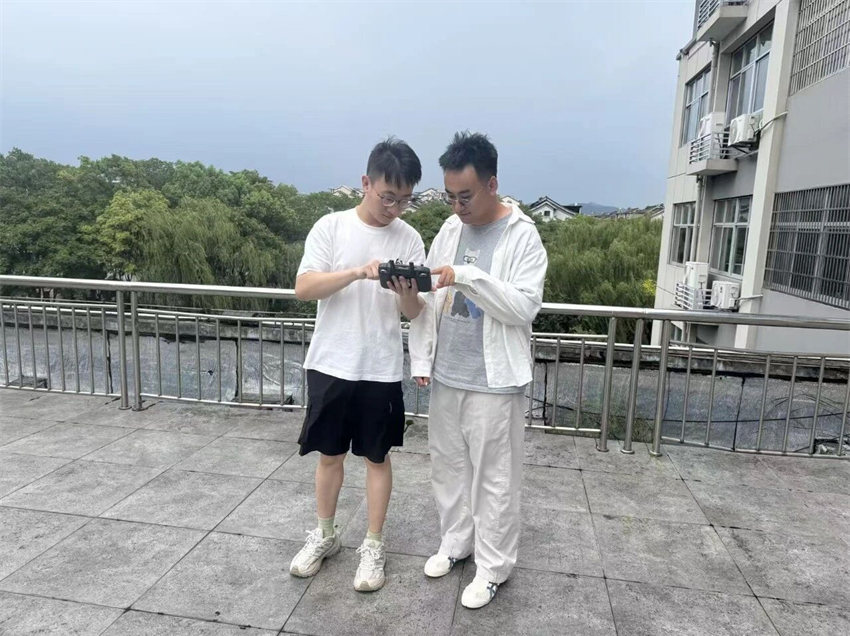 1791869402.jpg 微信图片_2026-10-13_132947_173.jpg