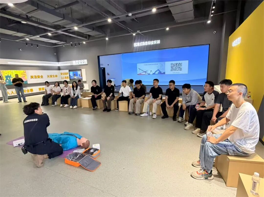 1791942163.jpg 微信图片_2026-10-14_094200_338.jpg