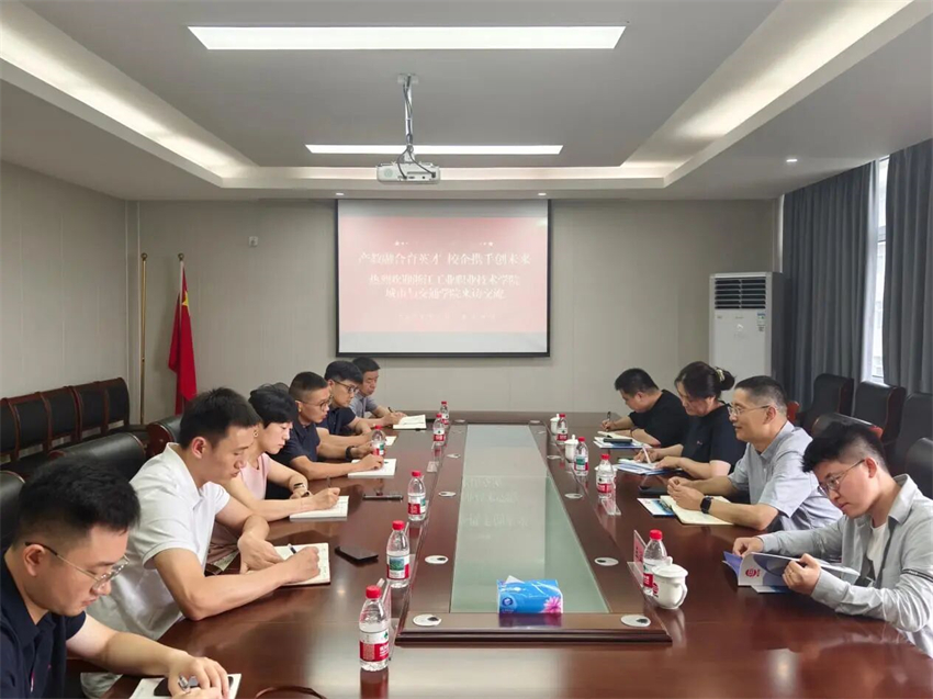 1791945800.jpg 微信图片_2026-10-14_104213_578.jpg
